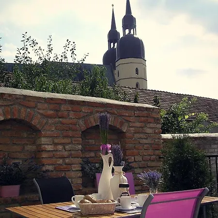 Vendégház Marriot Nagyszombat