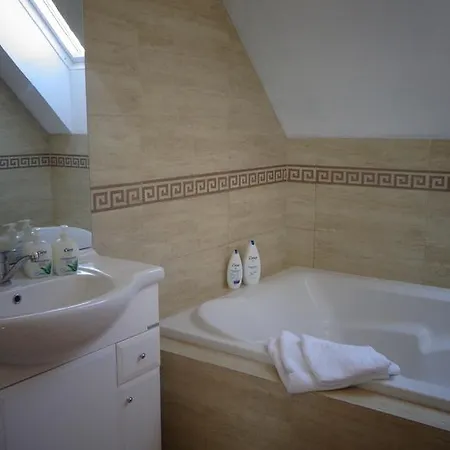 Marriot * Nagyszombat